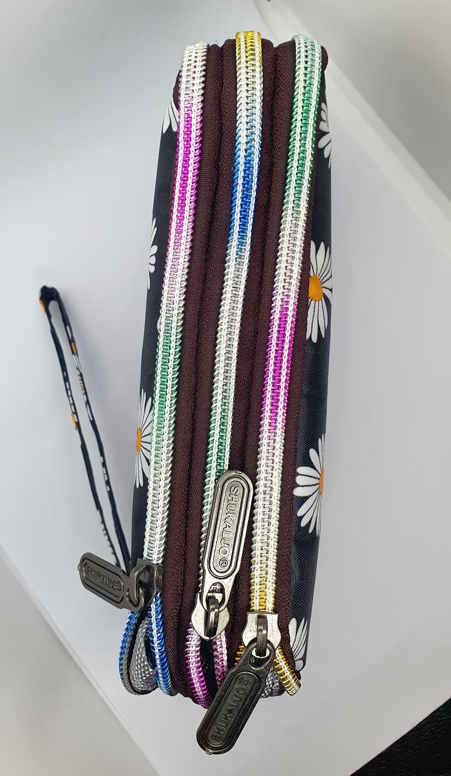 Handbag purse with strap and three compartments