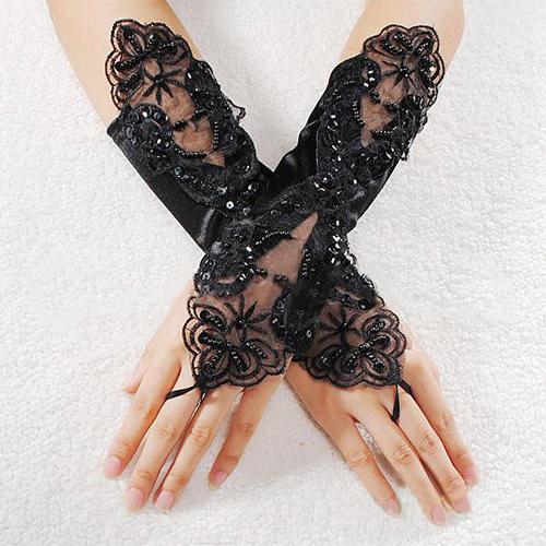 Lace fingerless gloves with faux pearl detail
