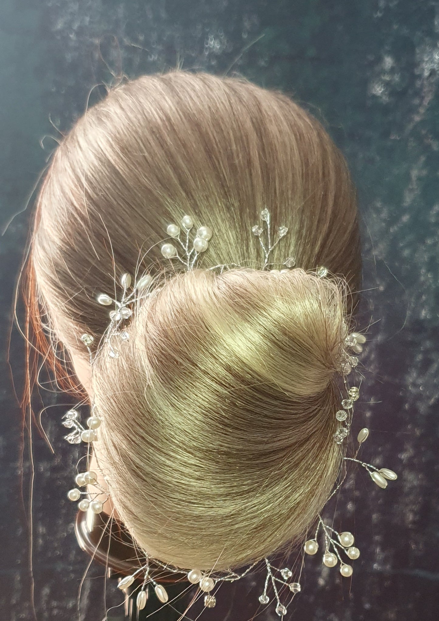 Bridal wedding maid of honour flower girl hair accessory piece