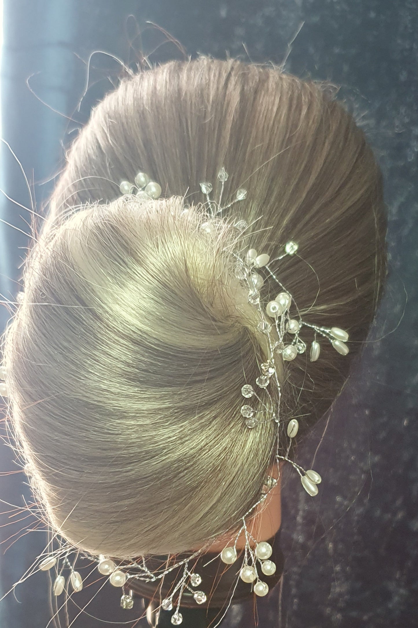 Bridal wedding maid of honour flower girl hair accessory piece