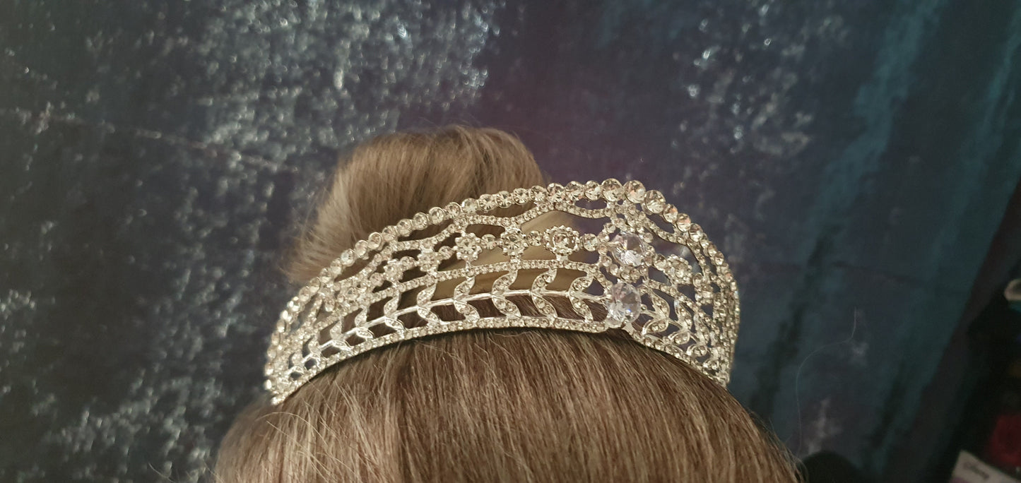 Silver and clear crystal rhinestone tiara crown