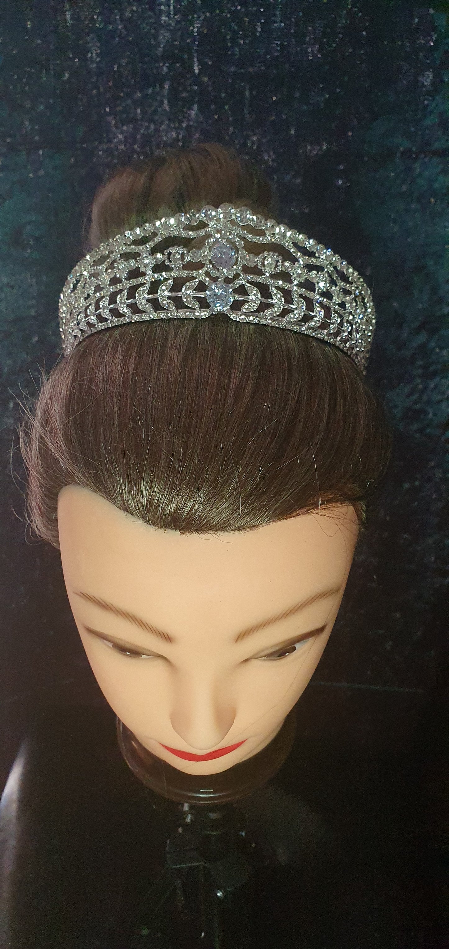 Silver and clear crystal rhinestone tiara crown