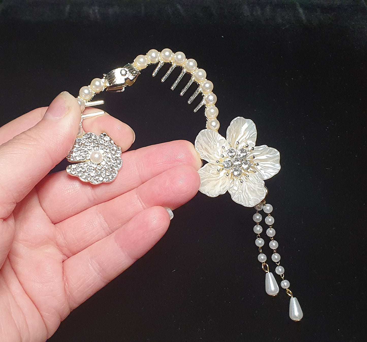 Flower Pearl bead and Crystal rhinestone Hair claw for buns/ponytails