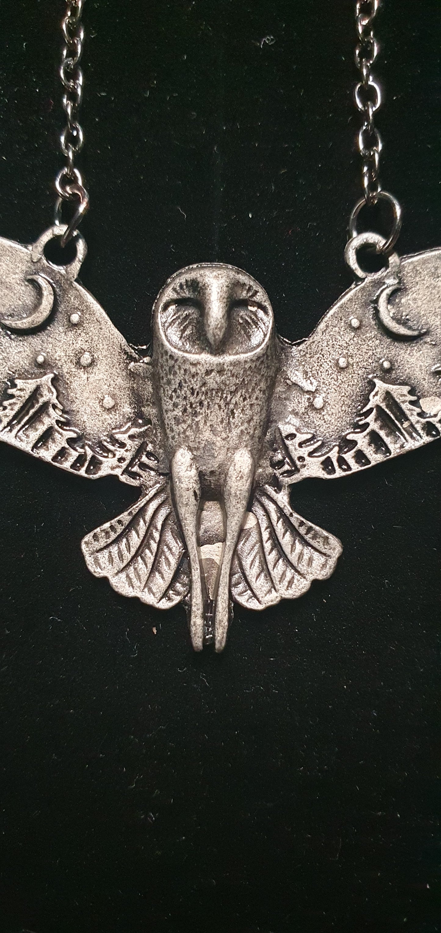 Flying owl pendant necklace