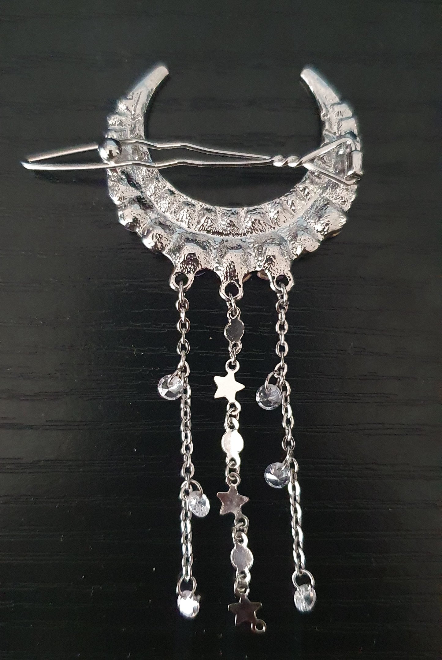 Cubic zirconia crescent moon with star and gem chain tassels hair clip