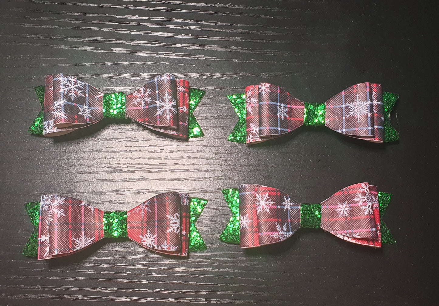 Snow flake tartan and glittery green hair bow