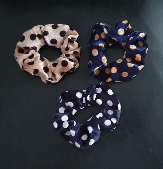 Velvet spotted hair scrunchies