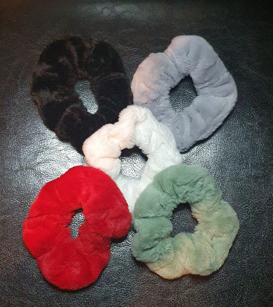 Set of 5 soft fluffy scrunchies