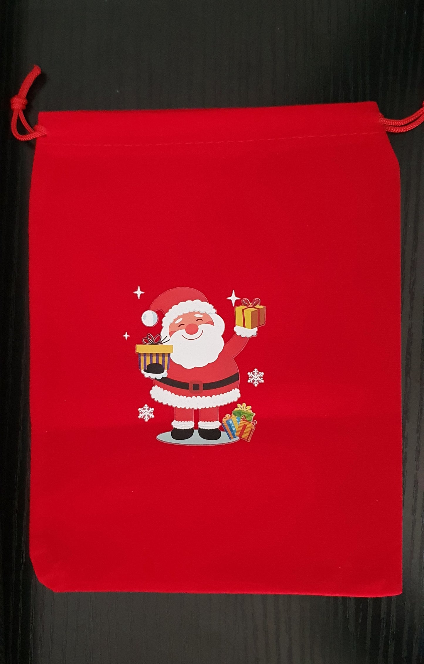 Red velvet drawstring Christmas bag pouches with images