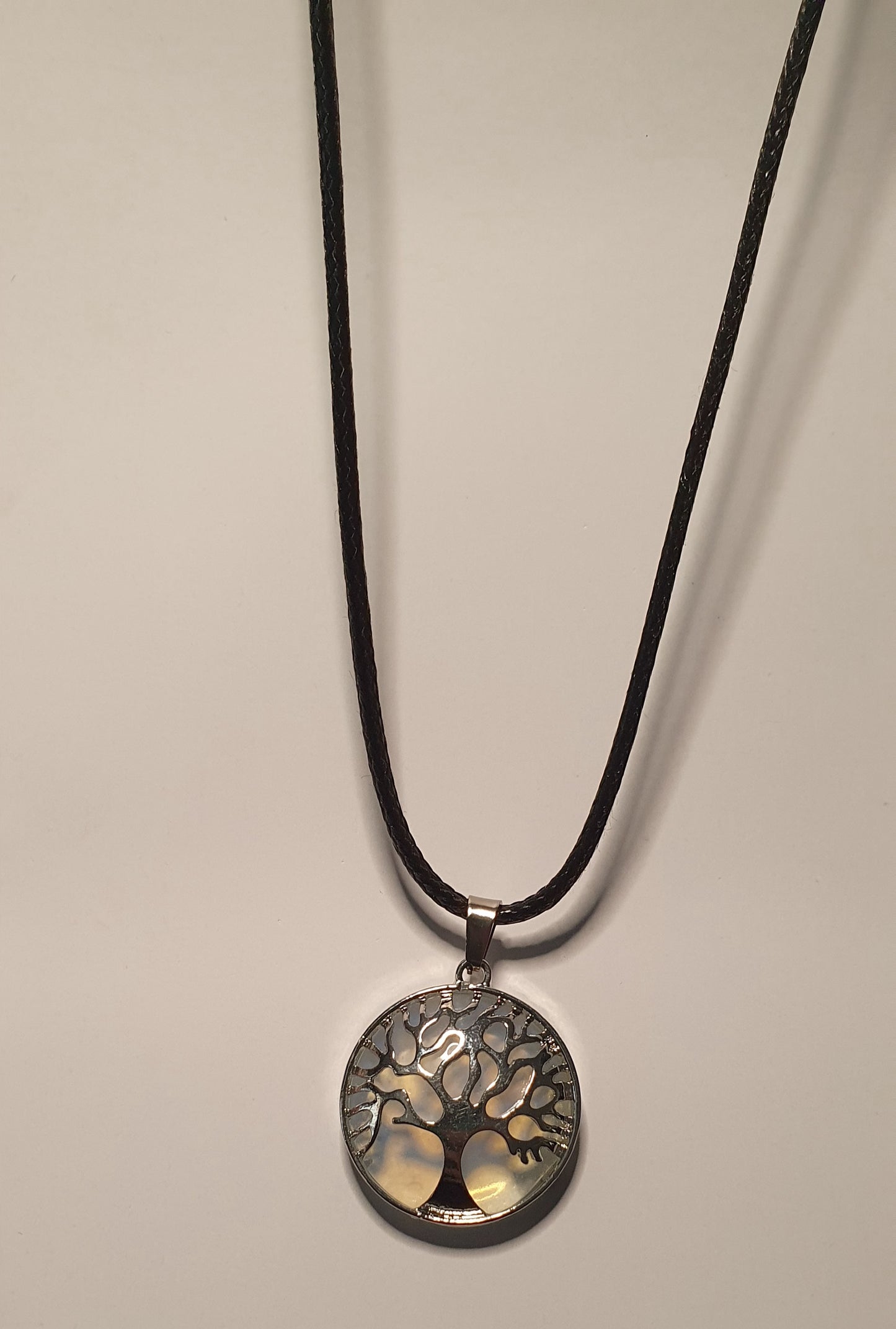 Tree of life pendant necklace