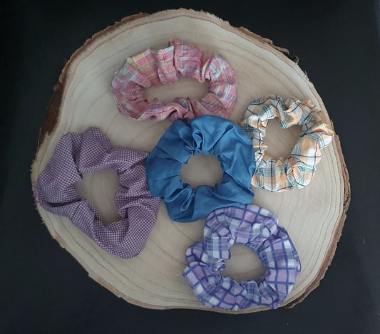 Set of 5 hair scrunchies