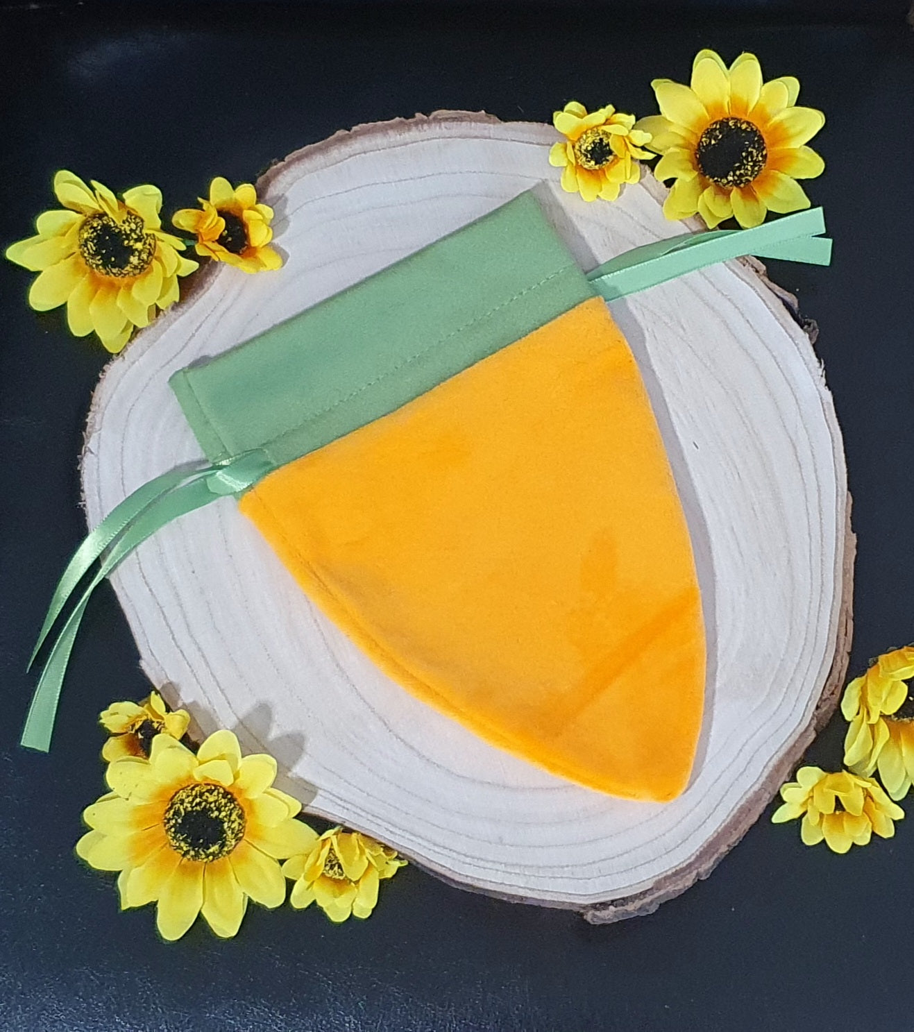 Velvet Easter Carrot Drawsting Treat Bag