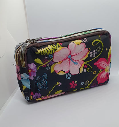 Handbag purse with strap and three compartments