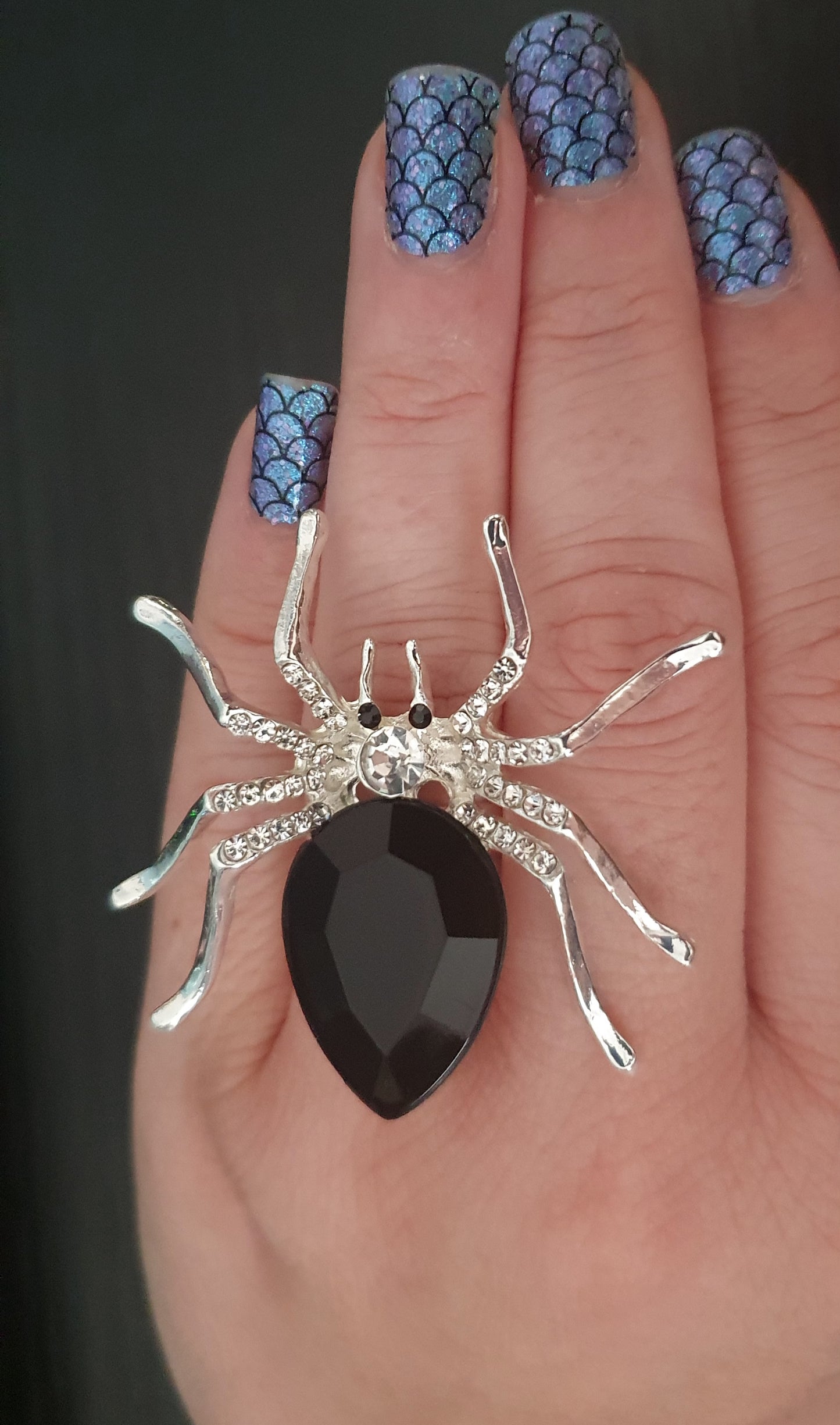 Metal spider gemmed adjustable ring