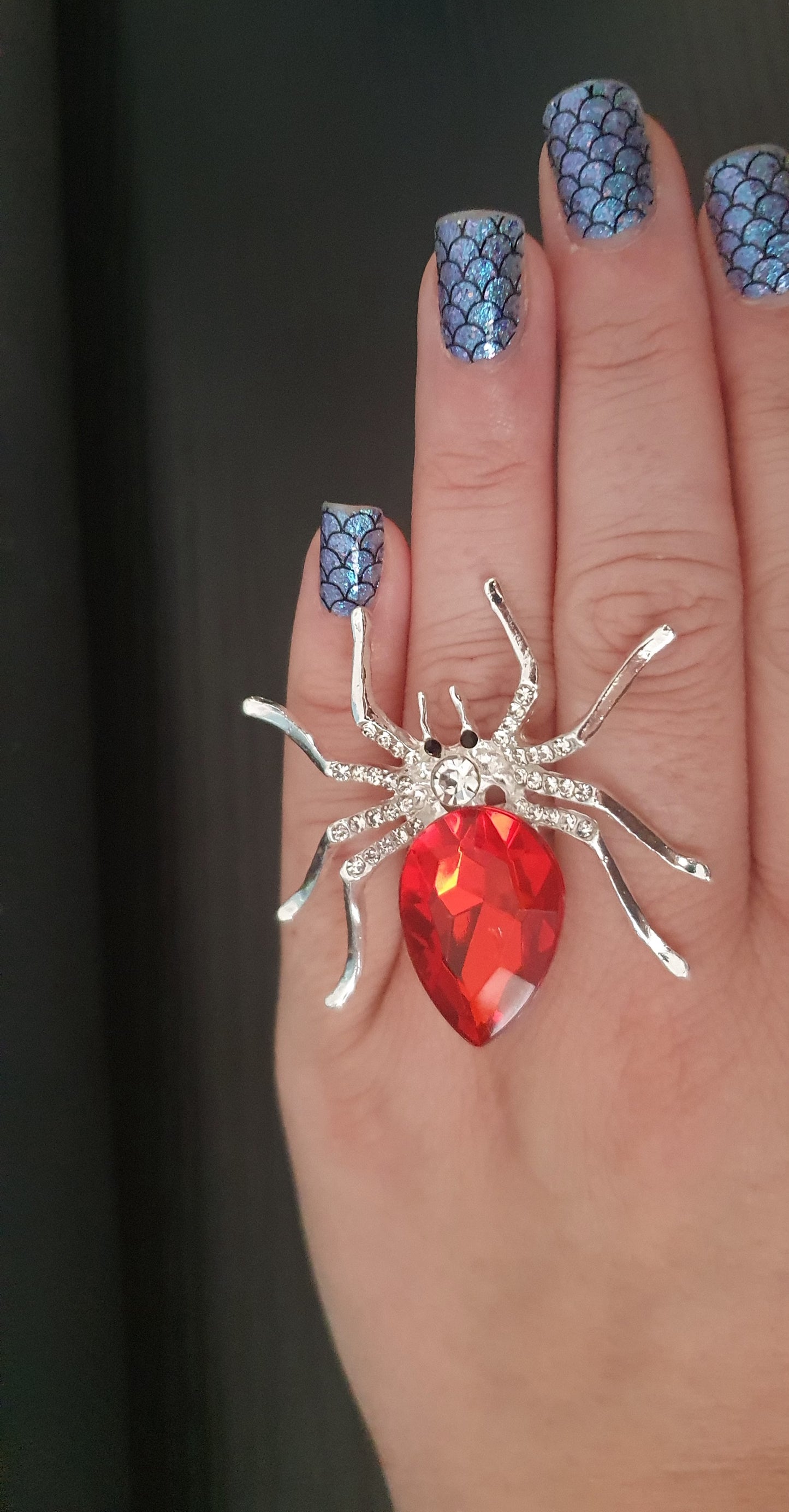 Metal spider gemmed adjustable ring