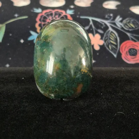 Moss Agate Skull Carving