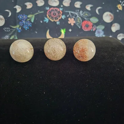 Thousand Layer Agate Small Spheres