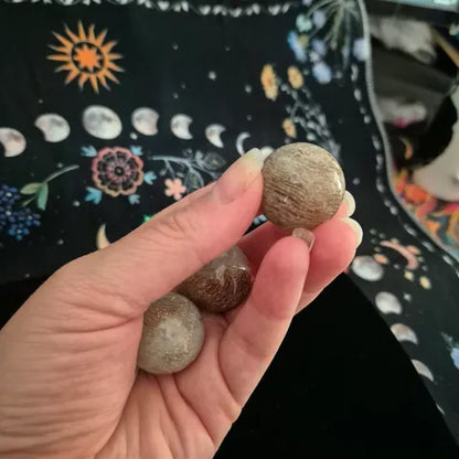 Thousand Layer Agate Small Spheres