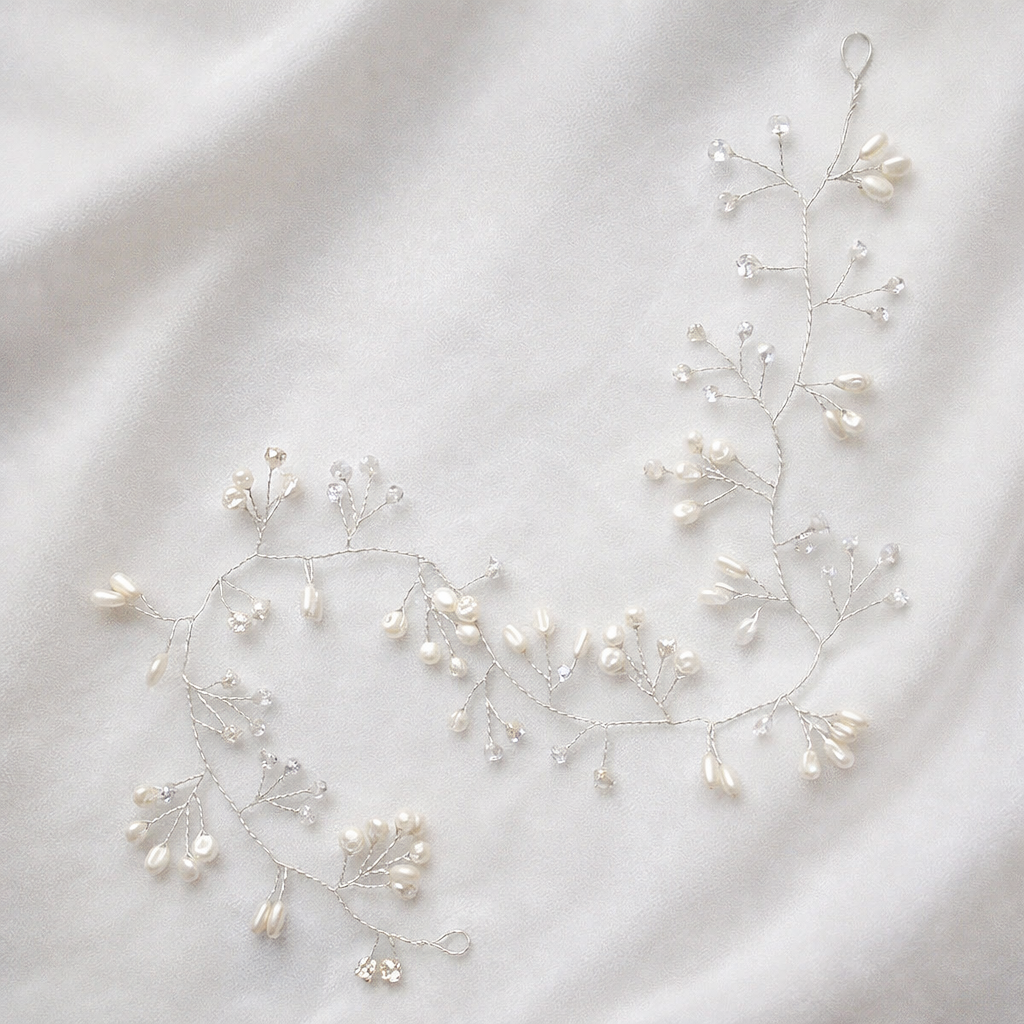 Bridal wedding maid of honour flower girl hair accessory piece