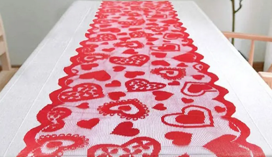 Valentine heart table runner