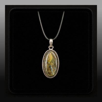 Labradorite Pendant Necklace