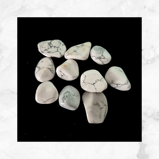 Calming White Howlite Tumble – 2cm Serenity Stone