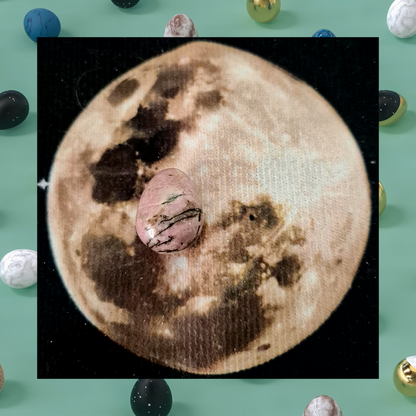 Polished Gemstone Egg – 2 cm Mini Carving