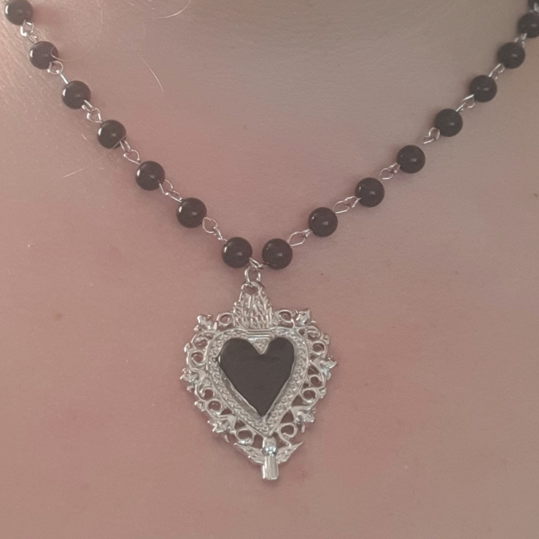 Victorian gothic black and silver heart pendant beaded necklace