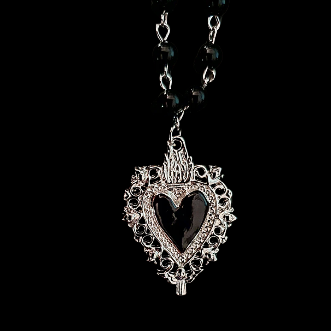 Victorian gothic black and silver heart pendant beaded necklace