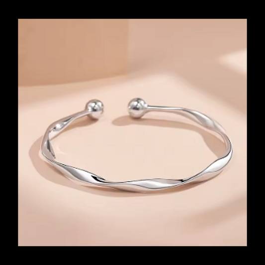 Silver plated bangle