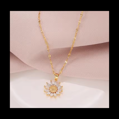 Elegant Sunflower Necklace