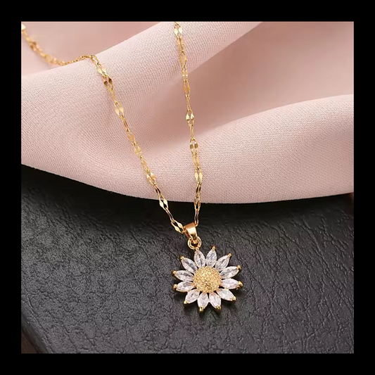 Elegant Sunflower Necklace