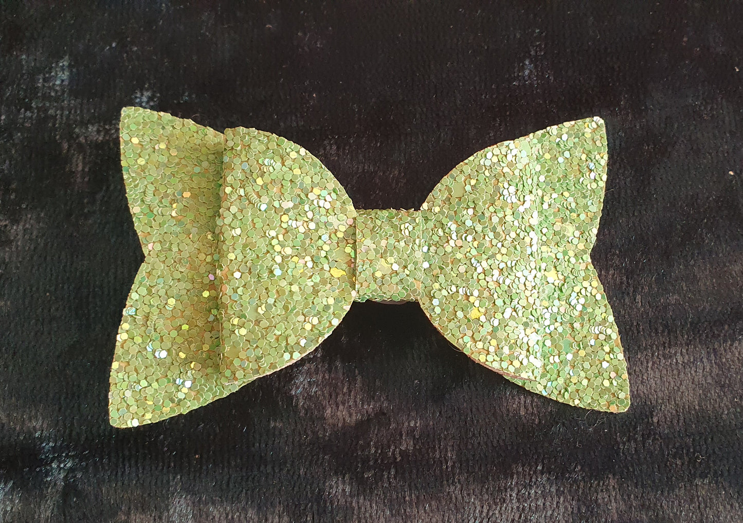 Sparkly glitter bows