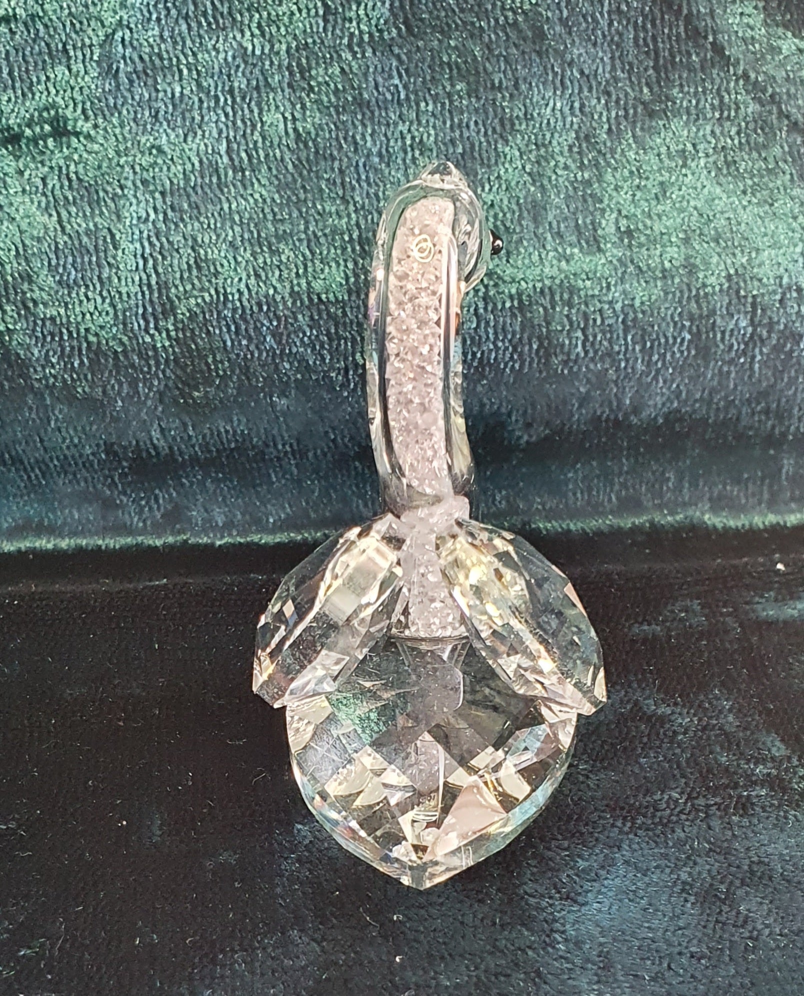 Back of swan crystal figure