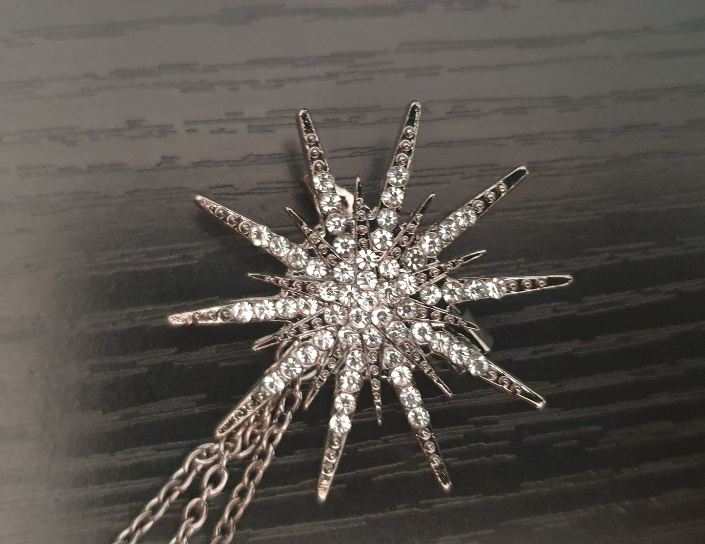 Double star brooch with connecting chain black gold silver pin brooch with crystal rhinestones