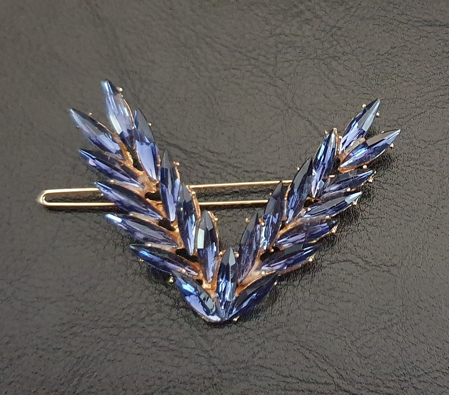 Crystal Rhinestone V Shaped Leaf Feather Hair Clip