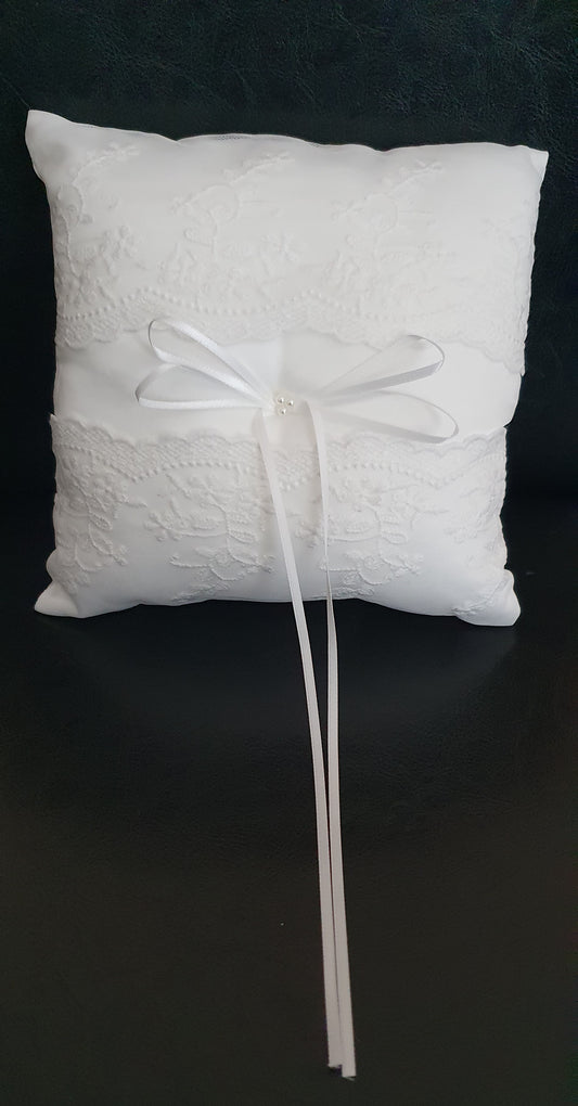 Wedding ceremony lace pearl bead and ribbon ring bearer pillow cushion