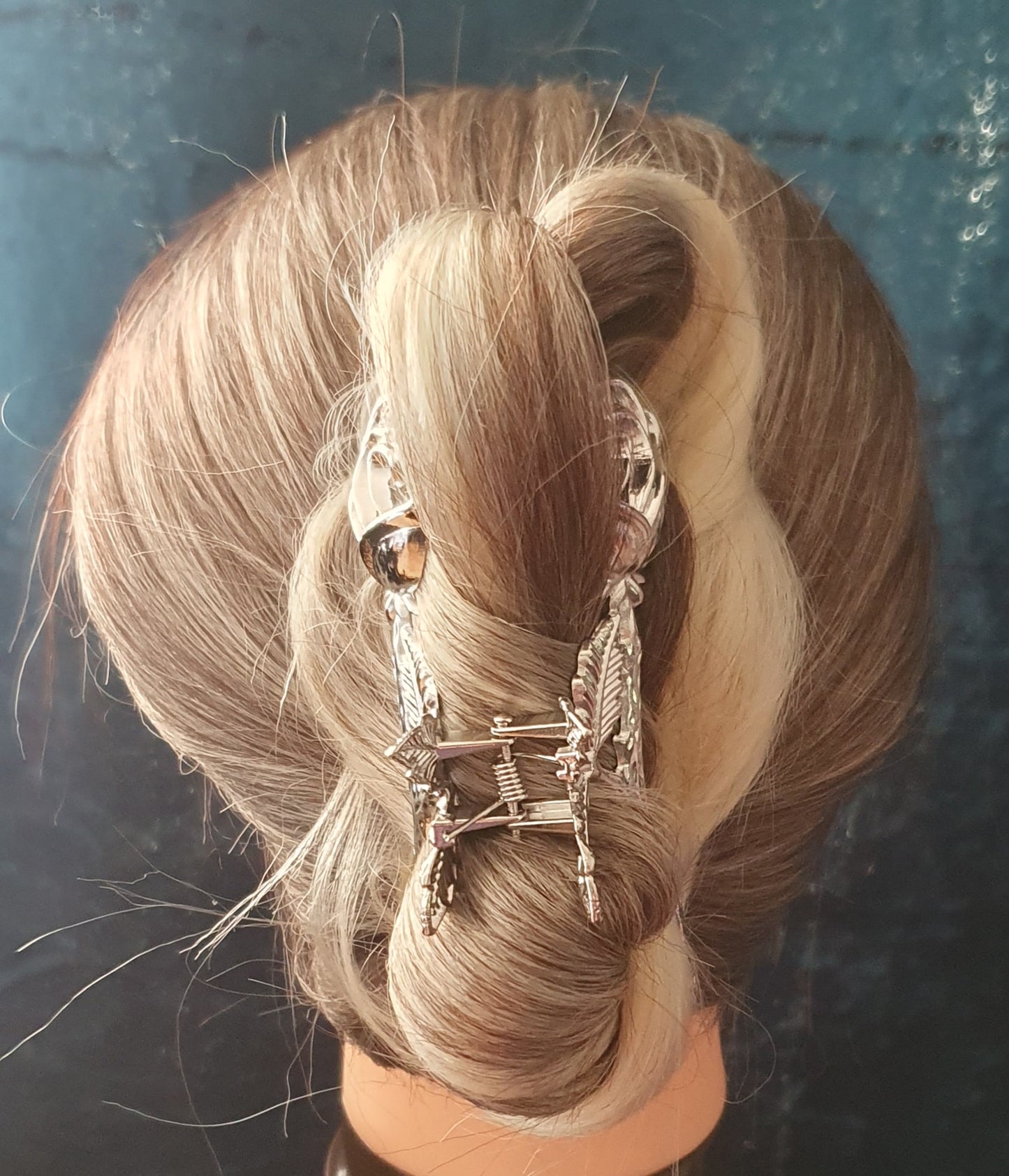 Silver rose metal hair claw clip