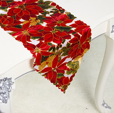 Poinsettia Christmas table runner