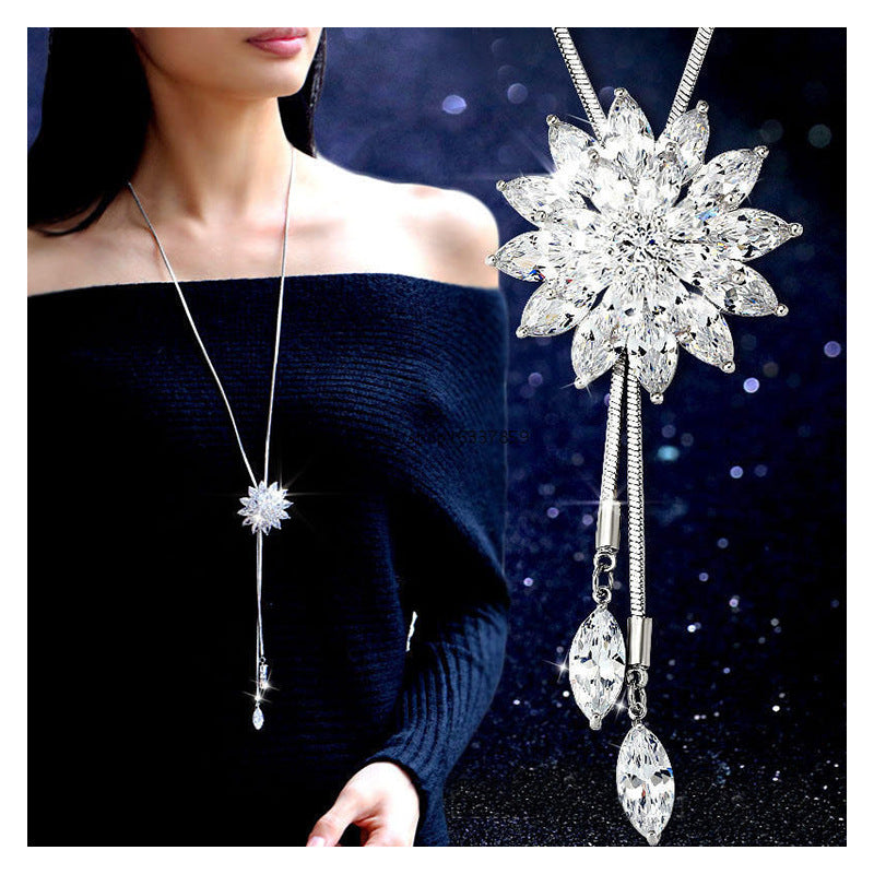 Crystal flower adjustable necklace