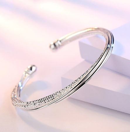 Silver adjustable textured bracelet bangle